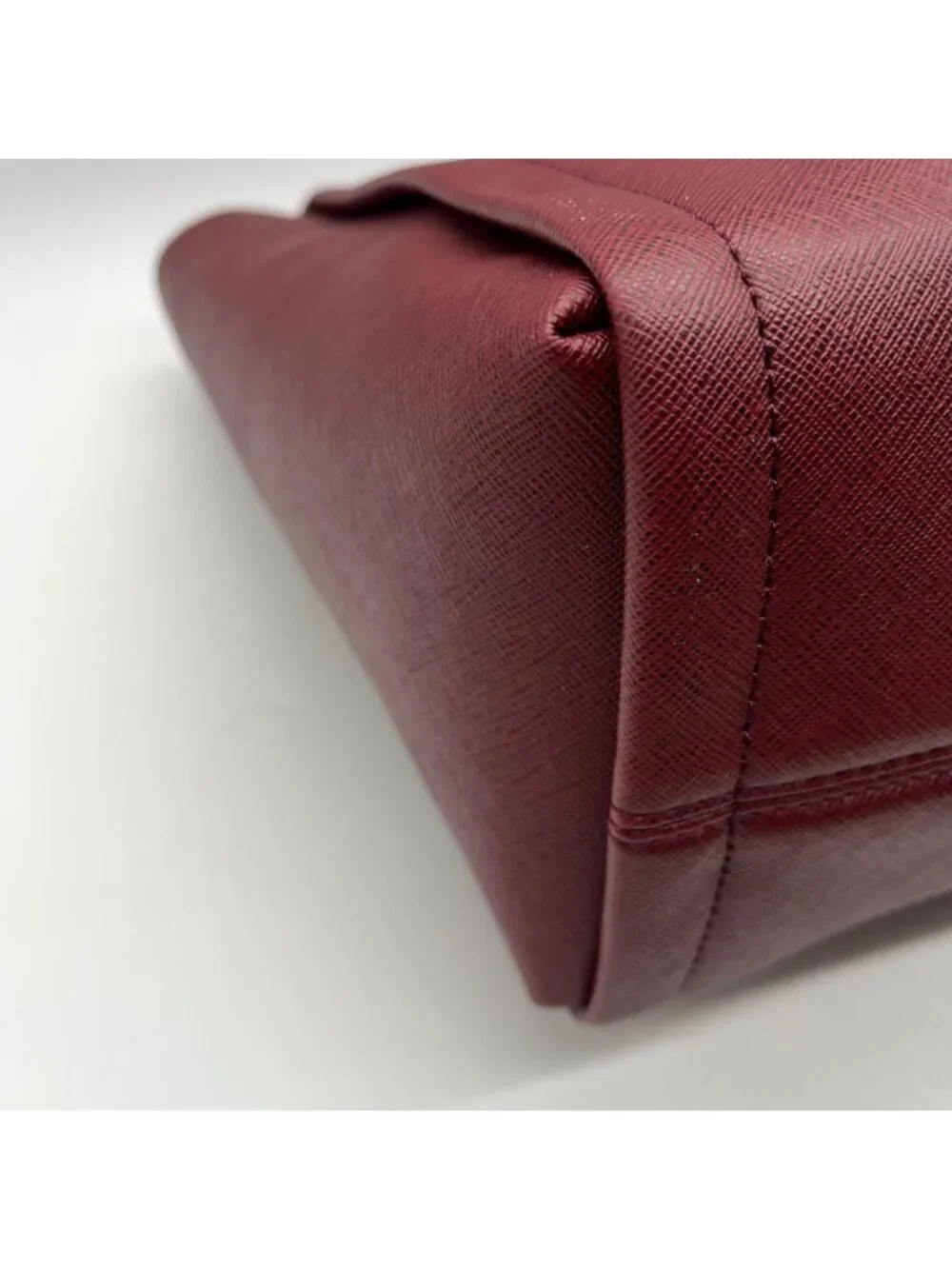 Vera New York Burgundy Saffiano Faux Leather Tote Bag